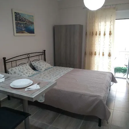 Apartment 7 Stars Near Metro