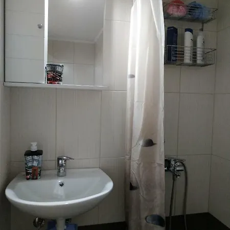 7 Stars Near Metro Διαμέρισμα